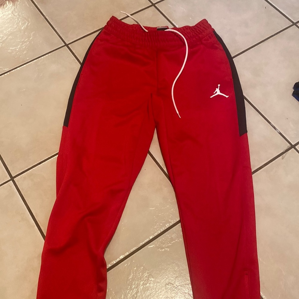 Red Jordan warmups